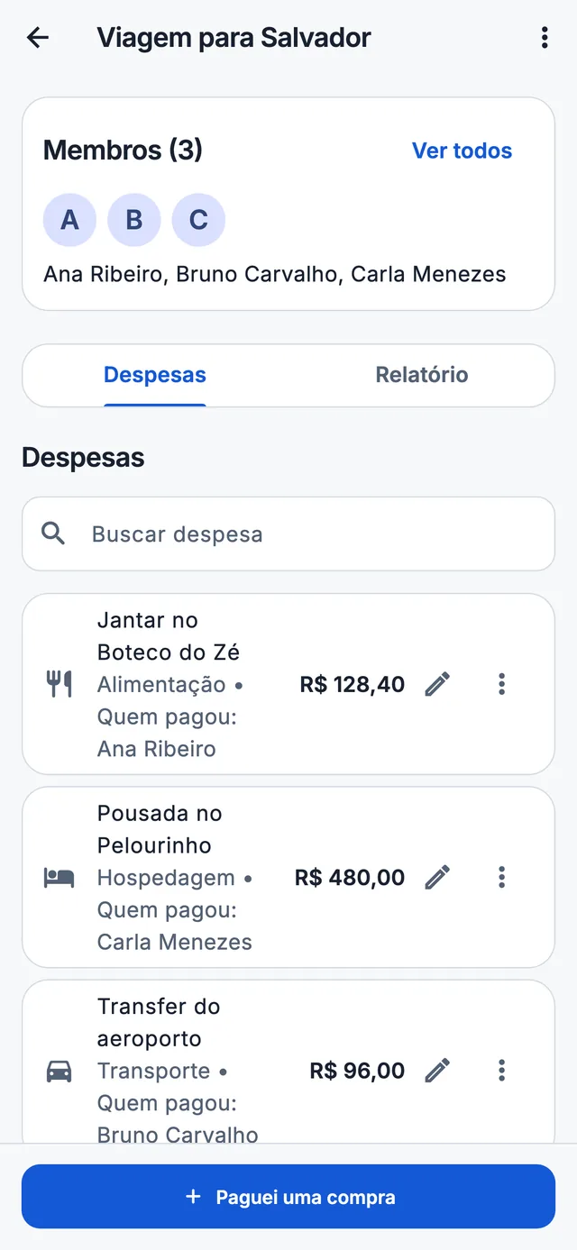 A tela do grupo no celular, com as despesas da viagem e o botão para registrar uma compra.